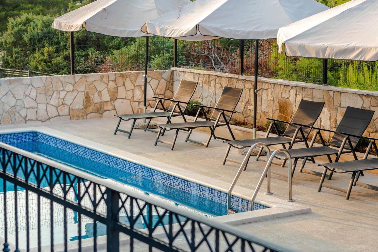 Luxury Apartments Alkar With Swimming Pool Ražanj Kültér fotó