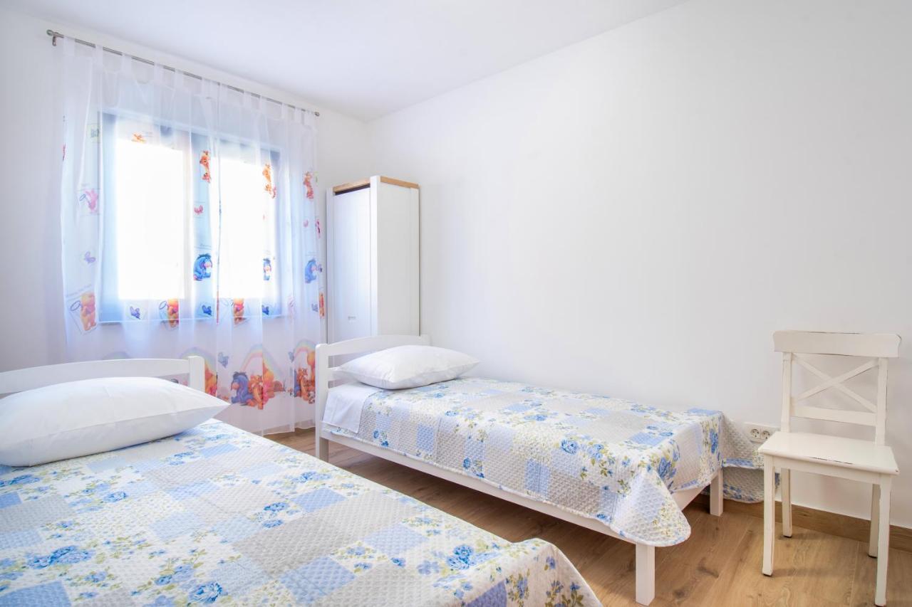 Luxury Apartments Alkar With Swimming Pool Ražanj Kültér fotó