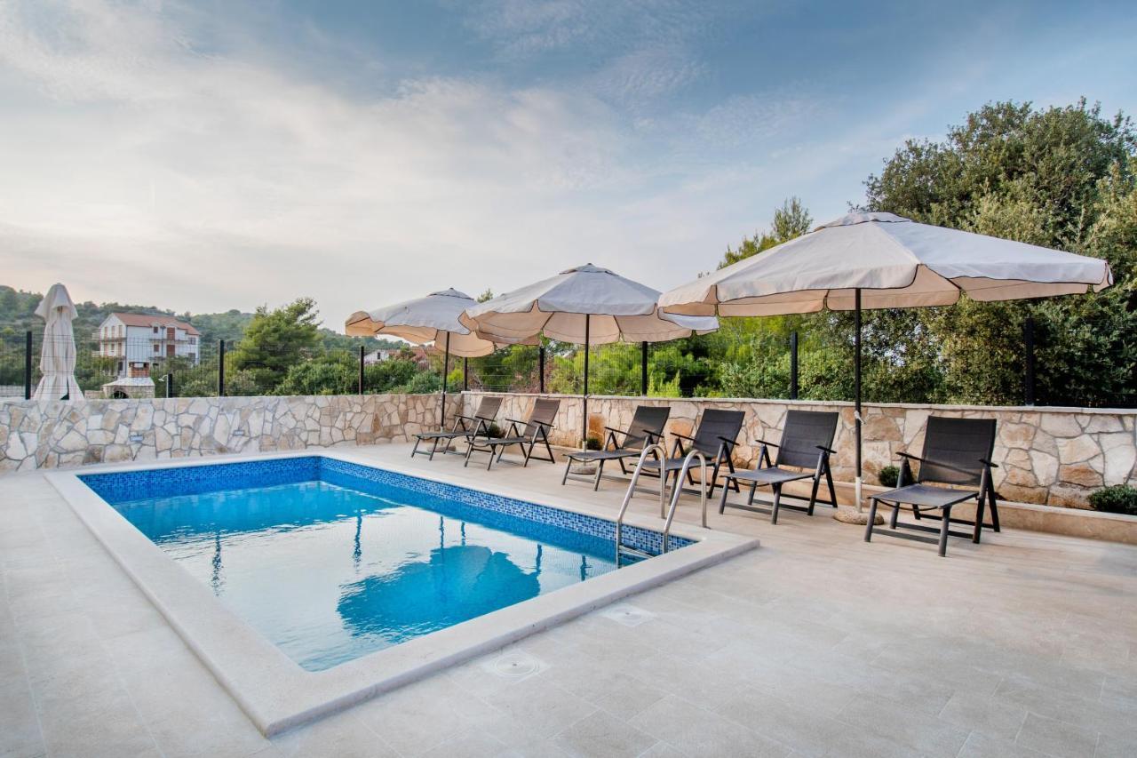 Luxury Apartments Alkar With Swimming Pool Ražanj Kültér fotó