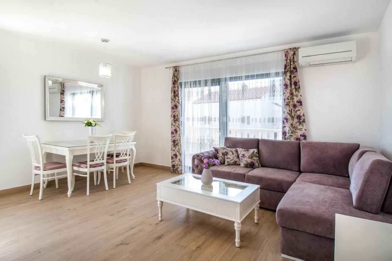 Luxury Apartments Alkar With Swimming Pool Ražanj Kültér fotó