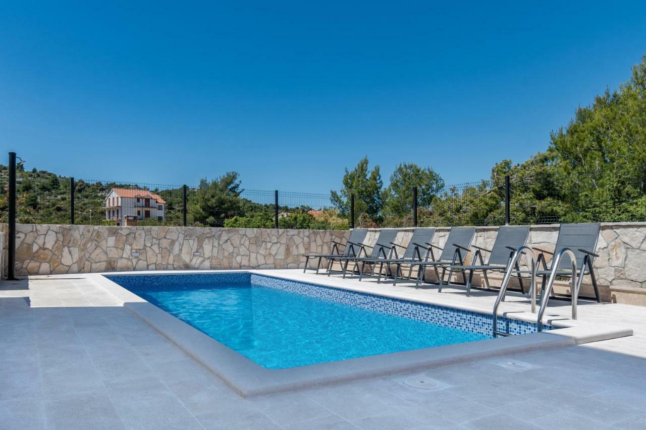Luxury Apartments Alkar With Swimming Pool Ražanj Kültér fotó